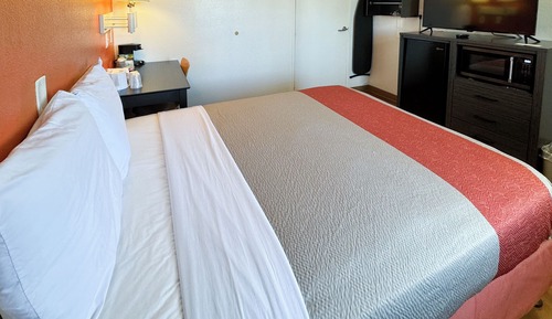 Standard Room, 1 Queen Bed, Non Smoking