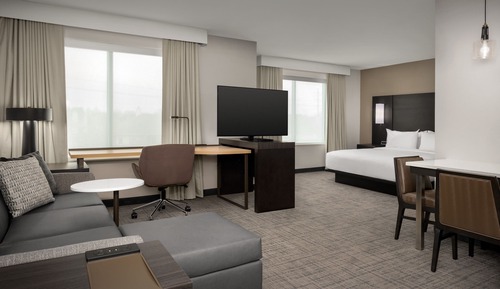 Studio, 1 King Bed with Sofa bed, Non Smoking (Hearing Accessible)