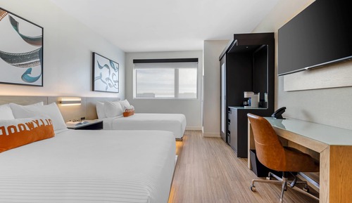 Room, 2 Queen Beds, Accessible, Non Smoking (Upgrade)