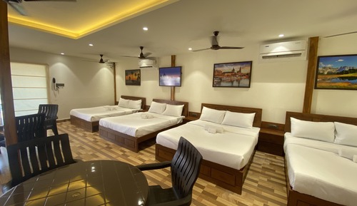 Superior Quadruple Room