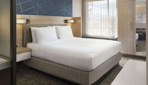 Suite, 1 King Bed, Non Smoking