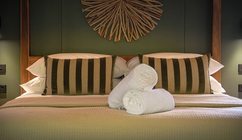 Deluxe Couples Glamping