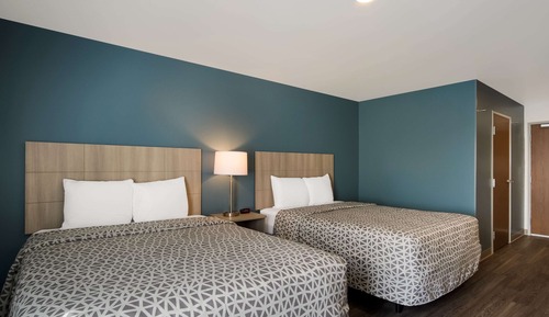 Queen Suite Two Queen Beds