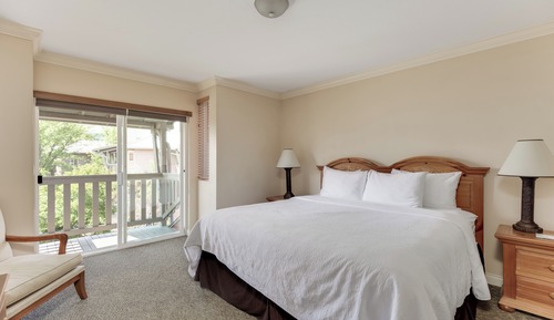 Three Bedroom Townhome, Garden Side