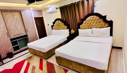 Deluxe Triple Room