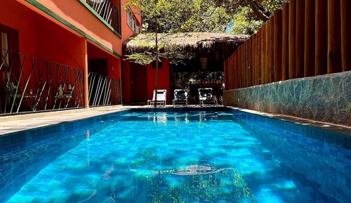 Family Duplex, Jetted Tub