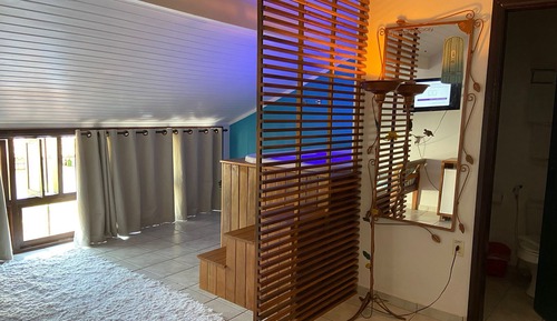 Superior Room, 1 Bedroom, Jetted Tub, Pool View