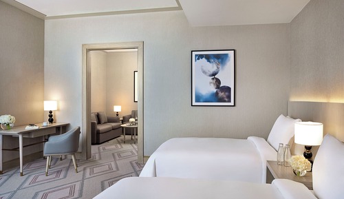 Junior Suite (City View, East Towers)