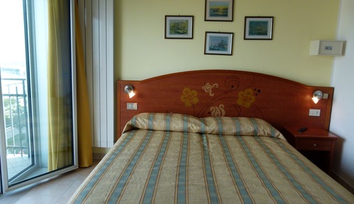 Triple Room, Sea Facing