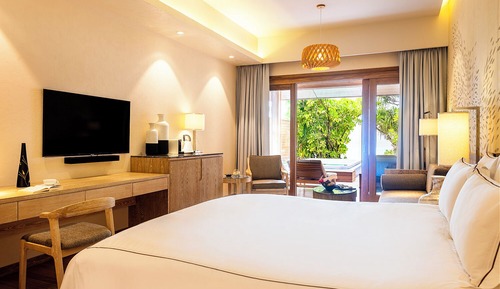 Beach Suite with Jacuzzi