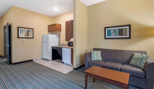 Suite, 1 King Bed, Non Smoking, Kitchen