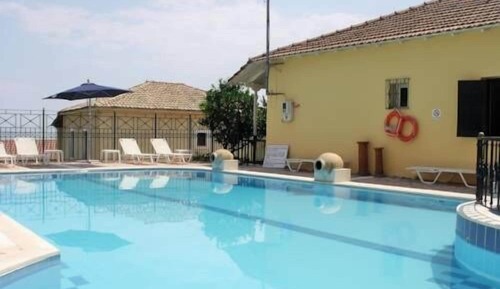 Apartment, 3 Bedrooms, Partial Sea View