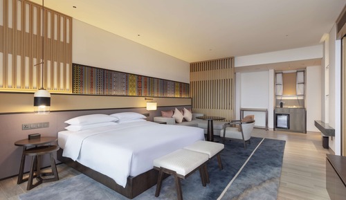1 King Bed Ocean View Premium