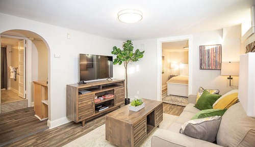 Apartment, Multiple Beds, Kitchen, Garden View (1534 10th Ave. - Lower)