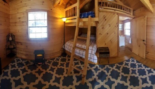 Log Cabin L1