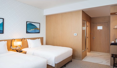 Family Room, 1 King Bed, Connecting Rooms