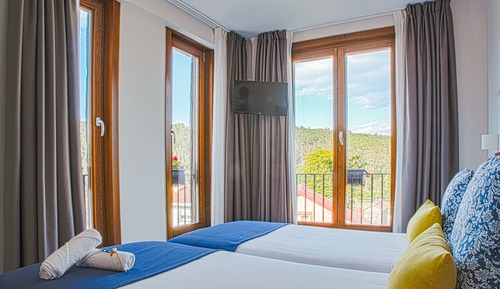 Twin Room, Partial Ocean View