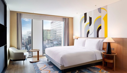 Executive Suite, 1 King Bed, Non Smoking, City View (Club Lounge Access for 2 Guests)