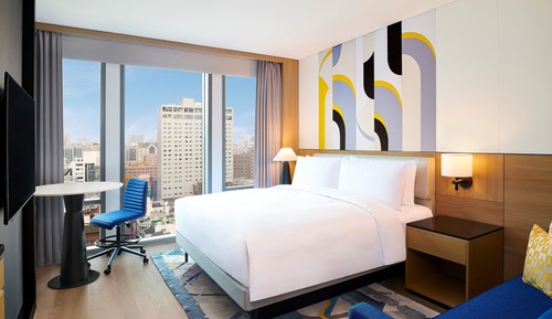 Deluxe Club Room, 1 King Bed, Non Smoking (Club Lounge Access for 2 Guests)