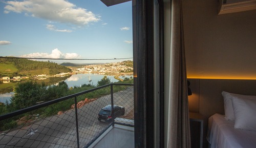 Premium Triple Room, Lake View