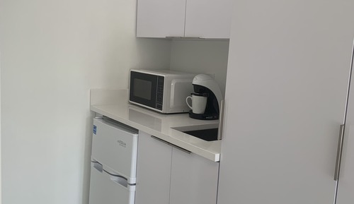 Deluxe Studio Suite (1)