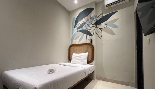 Standard Single Room