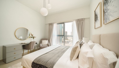 Modern 1 bedroom with Balcony