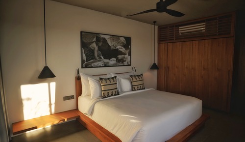 Luxury Studio, Partial Lake View