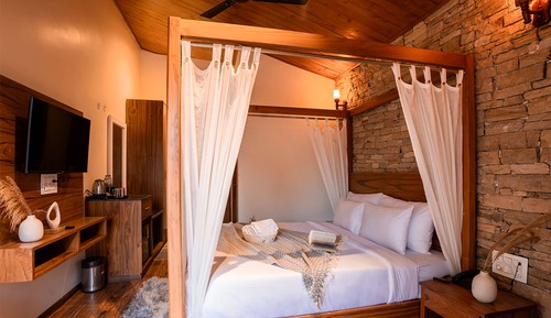 Superior Double Room with AC