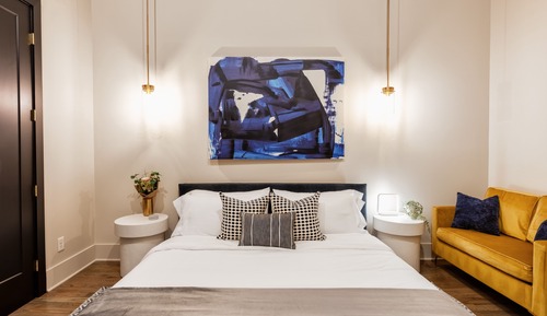 Luxurious Loft-Downtown Nash204