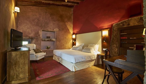 Deluxe Suite, 1 King Bed