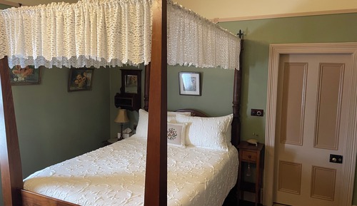 Superior Room, 1 Queen Bed, Ensuite
