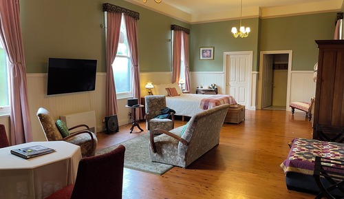 Executive Room, 1 Queen Bed, Ensuite