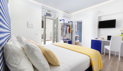 Classic Room, Multiple Beds