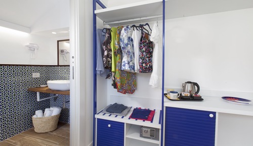 Deluxe Room, 1 Queen Bed, Terrace, Sea View