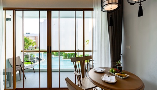 Deluxe Double Room, Pool View