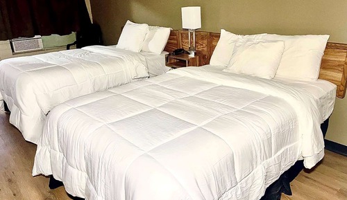 Room, 2 Queen Beds, Accessible, Non Smoking (Mobility, Roll-In Shower)