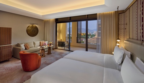 Club Room, 2 Twin Beds, Mountain View