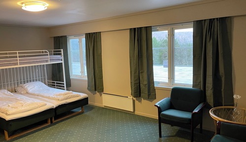 Basic Double Room (105)