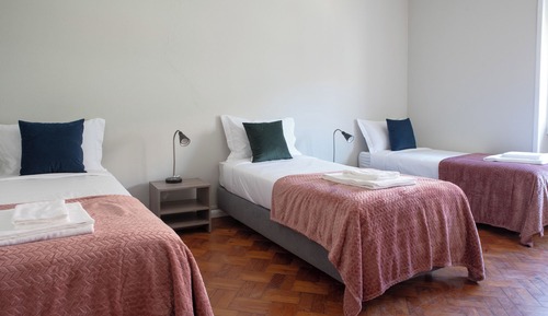 Classic Triple Room, Non Smoking, Shared Bathroom