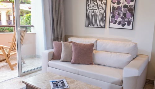 Signature Level Junior Suite