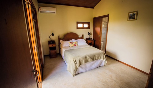 S8 - Lagoa do Peri - Pousada Tulipane com Piscina - Campeche