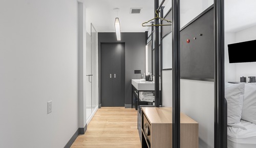 Room, 2 Queen Beds, Non Smoking, City View (Mobility Accessible, Tub)