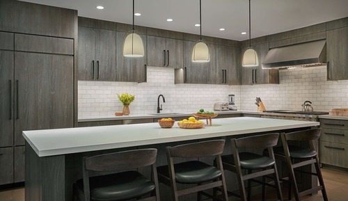 Room, 5 Bedrooms (Peak, Residence)