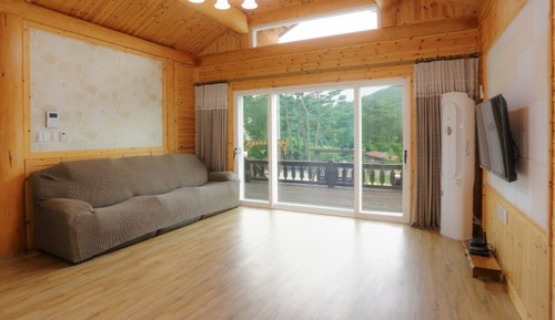 Room (Unshared House 1F)