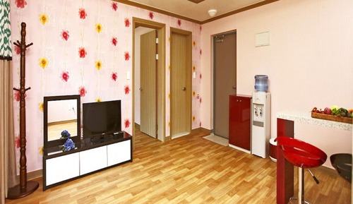 Room (Thumb star (301))