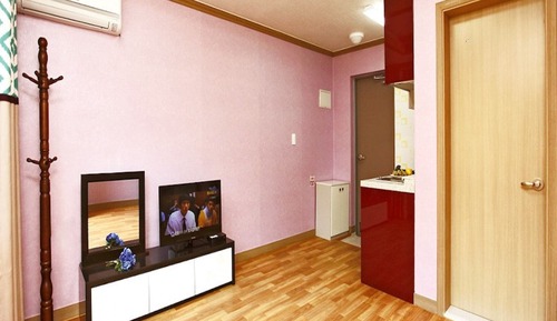 Room (Jungbong (202))