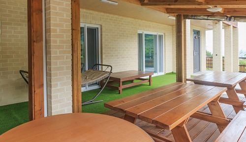 Room (BBuilding101#)