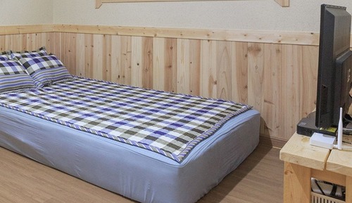 Room (ABuilding101#)