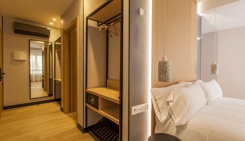 Double Room with Extra Bed